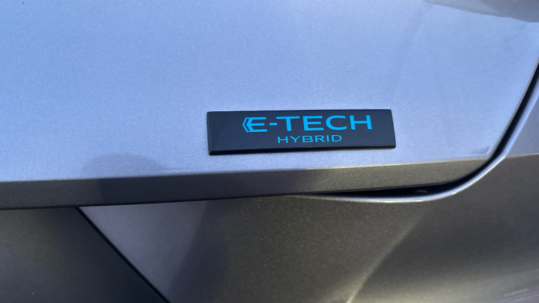 Renault Symbioz 1.6 E-Tech FHEV 145 Iconic Esprit Alpine 5dr Auto Hybrid Estate